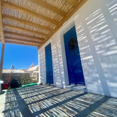 E&m Mykonos *