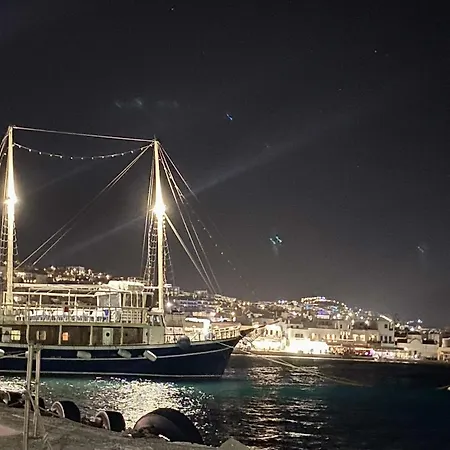 E&m Mykonos Апартаменты *