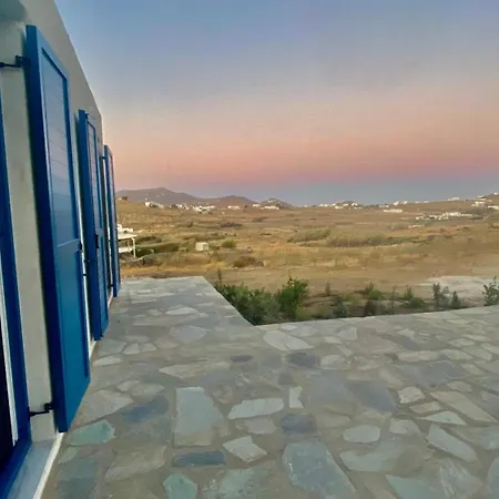 E&m Mykonos *